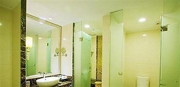 Jinan Zhuo Rui Hotel Hongjialou Dış mekan fotoğraf